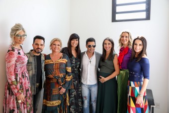 Voluntárias com a dupla Zezé Di Camargo & Luciano - Foto Nattan Carvalho