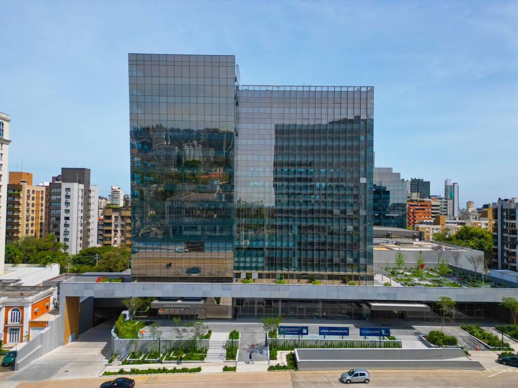Edifício UMA Corporate, localizado na Av. Carlos Gomes, 733 - Auxiliadora, Porto Alegre - Créditos Diego Borges dos Santos