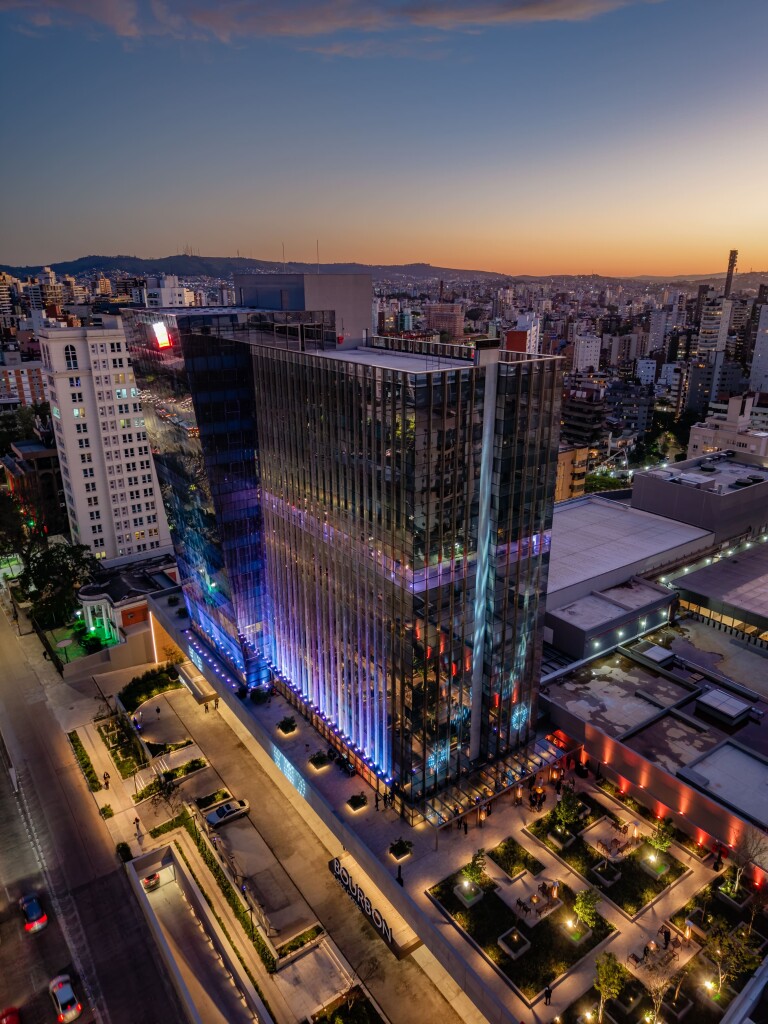 UMA Corporate, Créditos Jonas Adriano